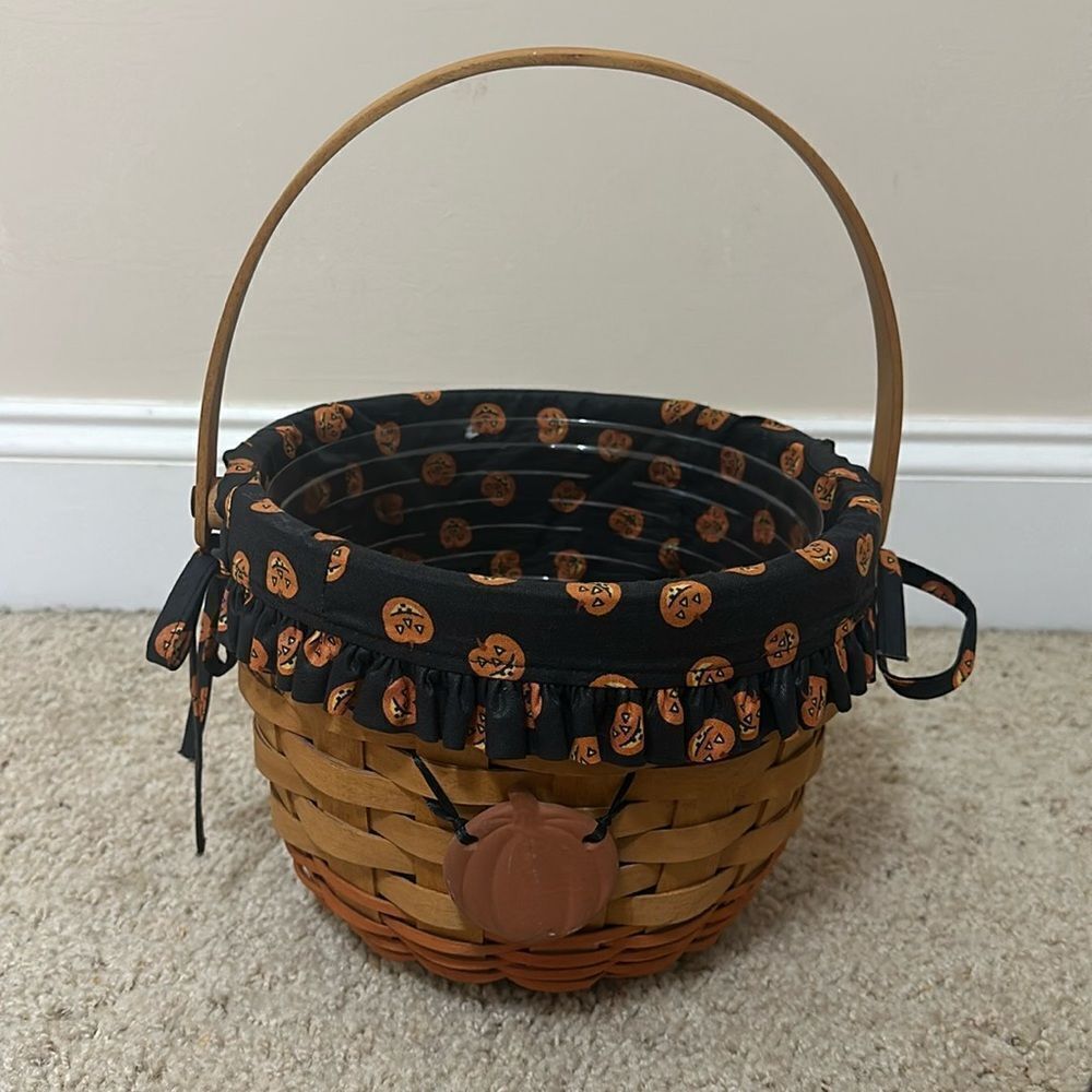 Vintage 1995 Longaberger Basket Halloween